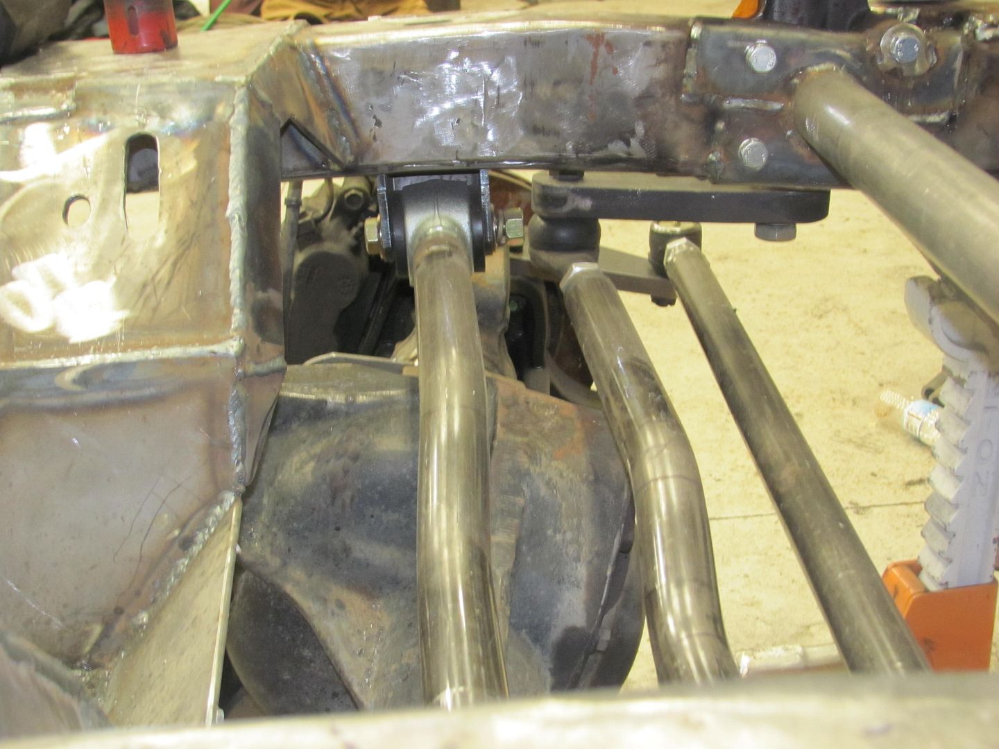 How much backwards drag link angle is OK? Pirate 4x4